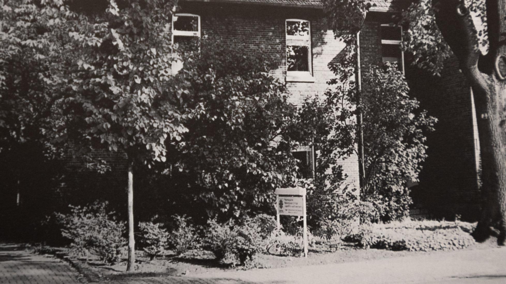 Erster Sitz der 1974 eröffneten Beratungsstelle war die 'Alte Schule' in Epe.