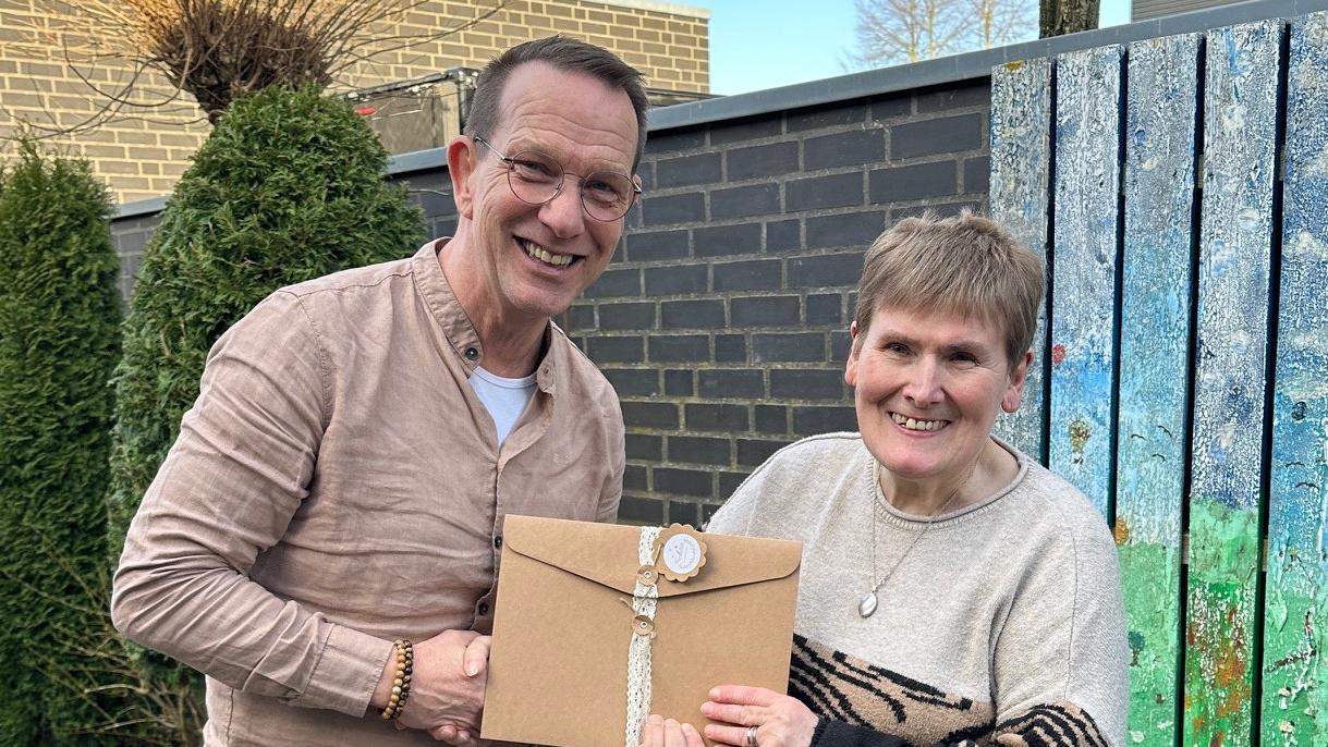 Bereichsleiter Thomas Berning und Gabriele Pieper