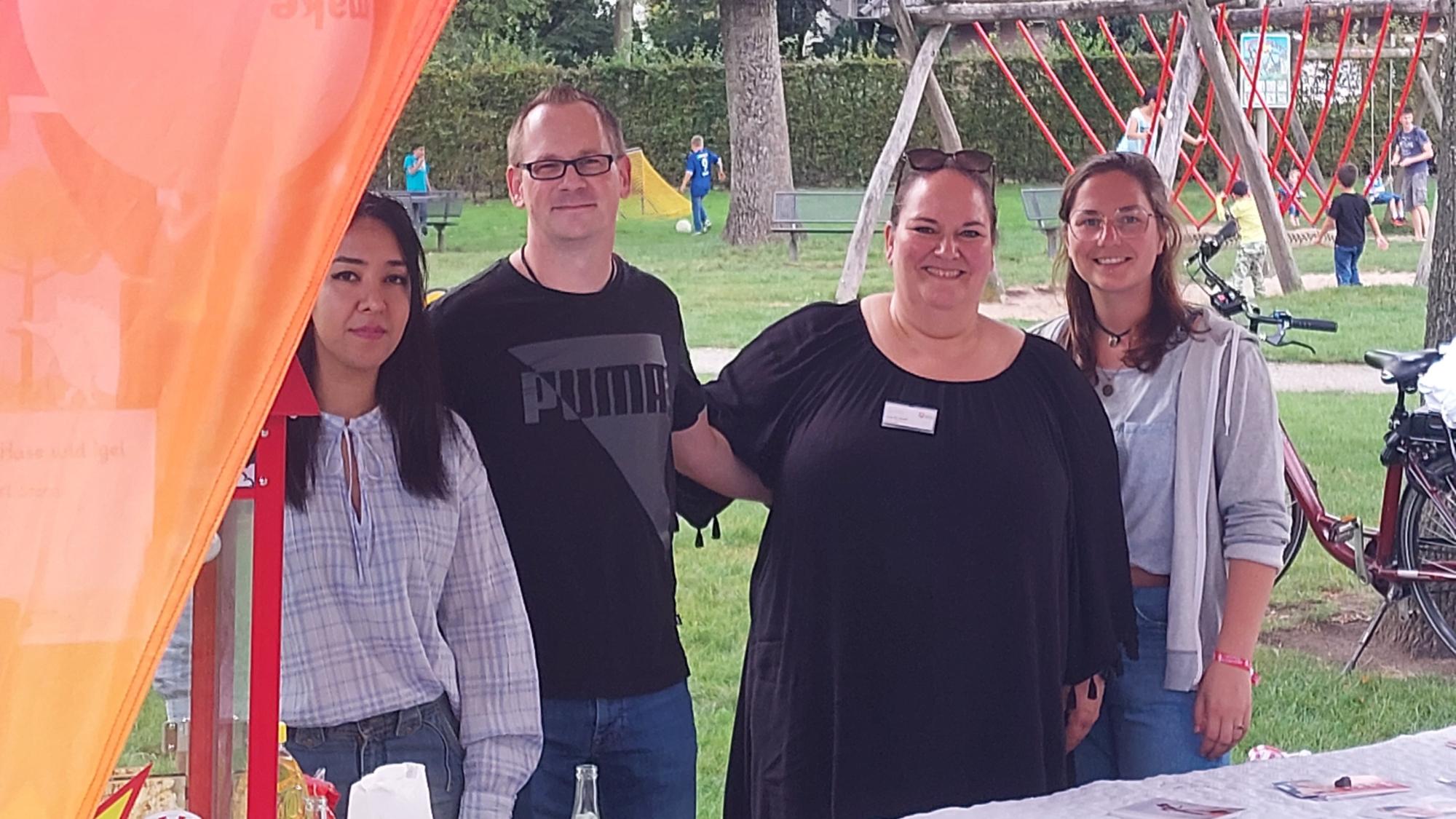 Parmida Razavi (C4U, Caritas for Ukraine), Mathias Wübbeling und Silke Uelsmann (Gemeindecaritas) sowie Lara Jansen (youngcaritas)  informierten über ihre Angebote.