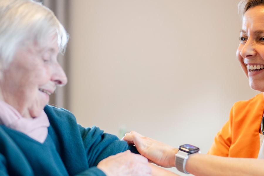 <span class='first'>Wir bieten</span><span class='second'>Gesundheit und Vorsorge</span>